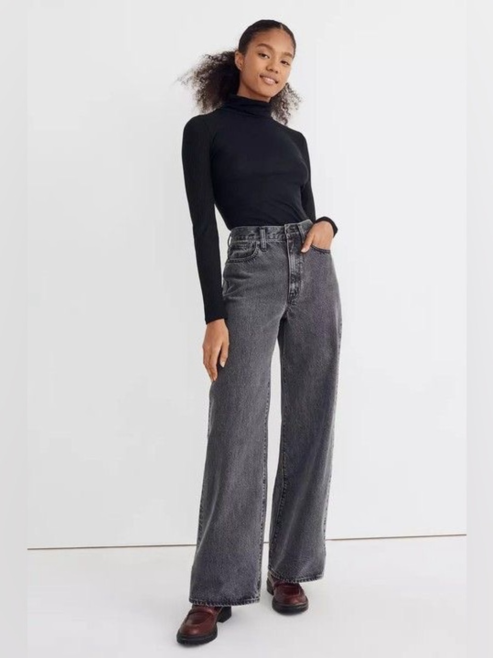Madewell Superwide-Leg Jeans in Washed Gray Moreland Wash